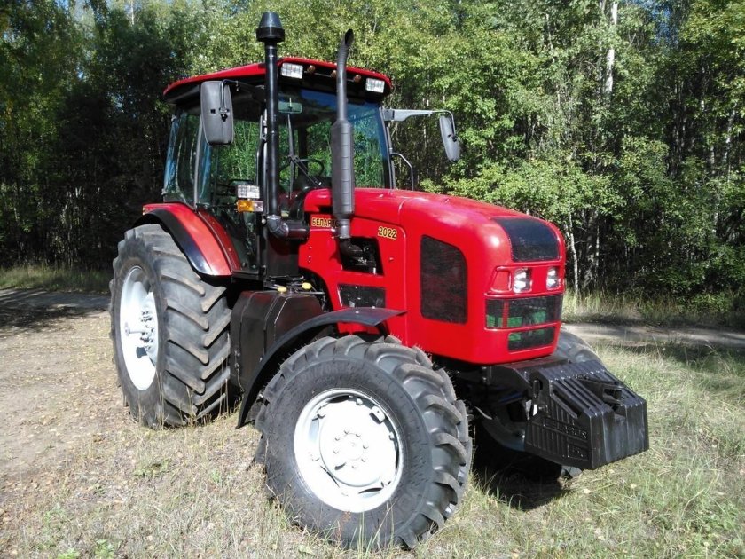 Трактор Беларус 2022.3