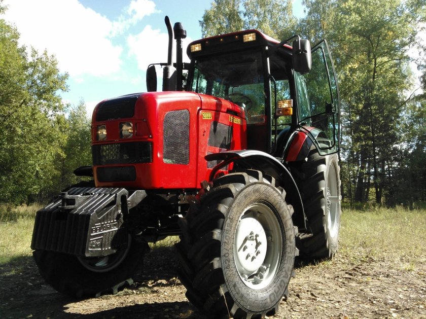 Трактор МТЗ 2022 Беларус