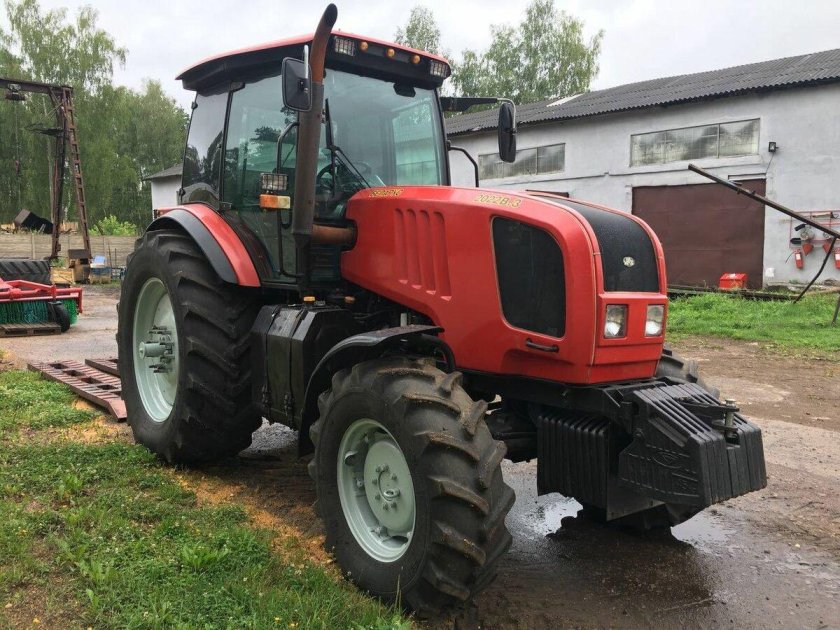 Трактор МТЗ 2022