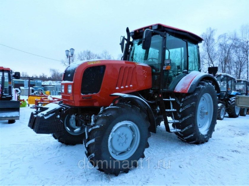 Трактор МТЗ 2022