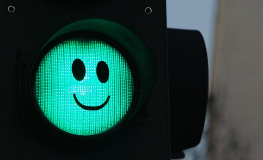 Зеленый цвет светофора