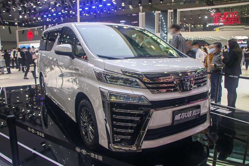 Toyota Vellfire 2021