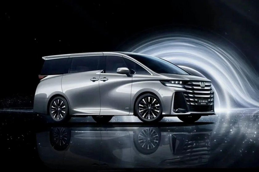 Тойота минивэн 2023