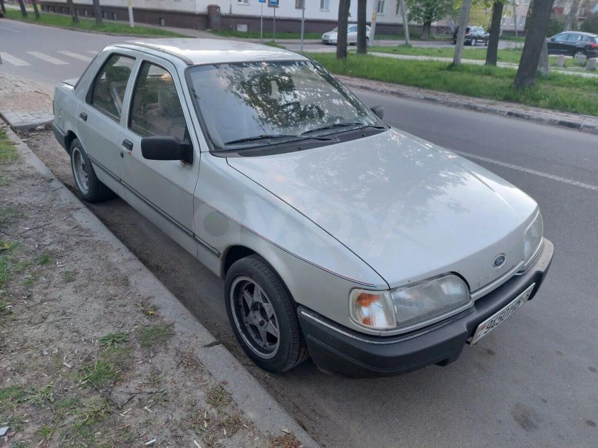 Ford Sierra лифтбек