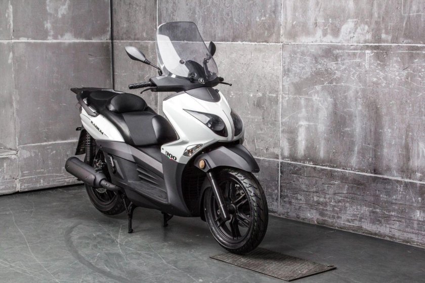 Скутер Radium 300