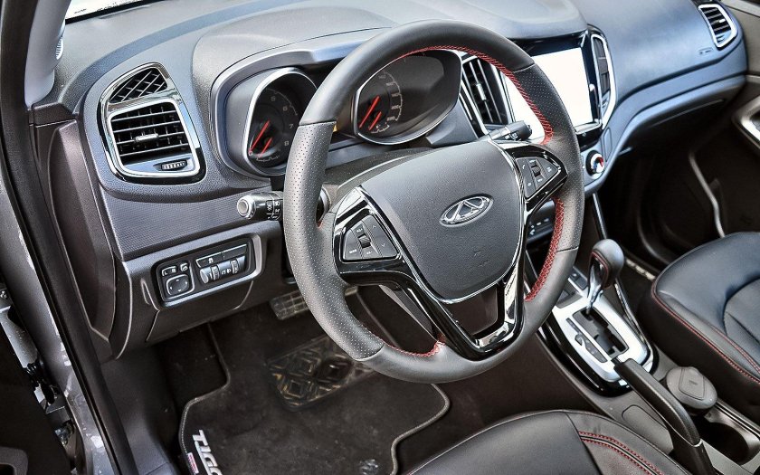 Чери Тигго 5 салон