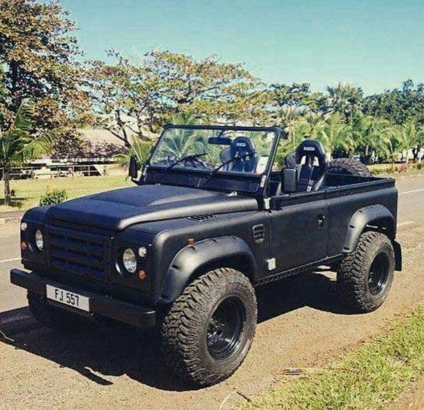 Ленд Ровер Дефендер 90