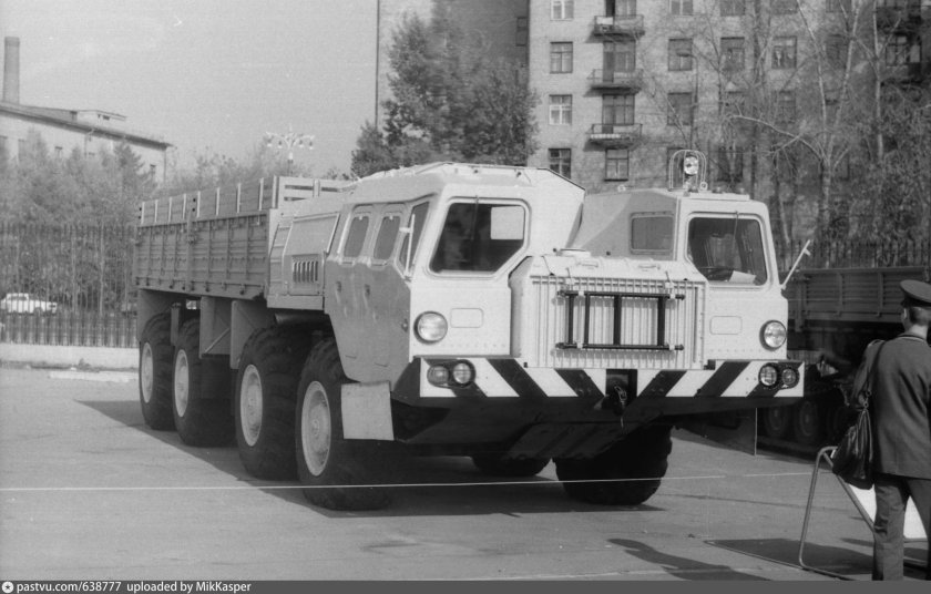 МАЗ 7310 бортовой