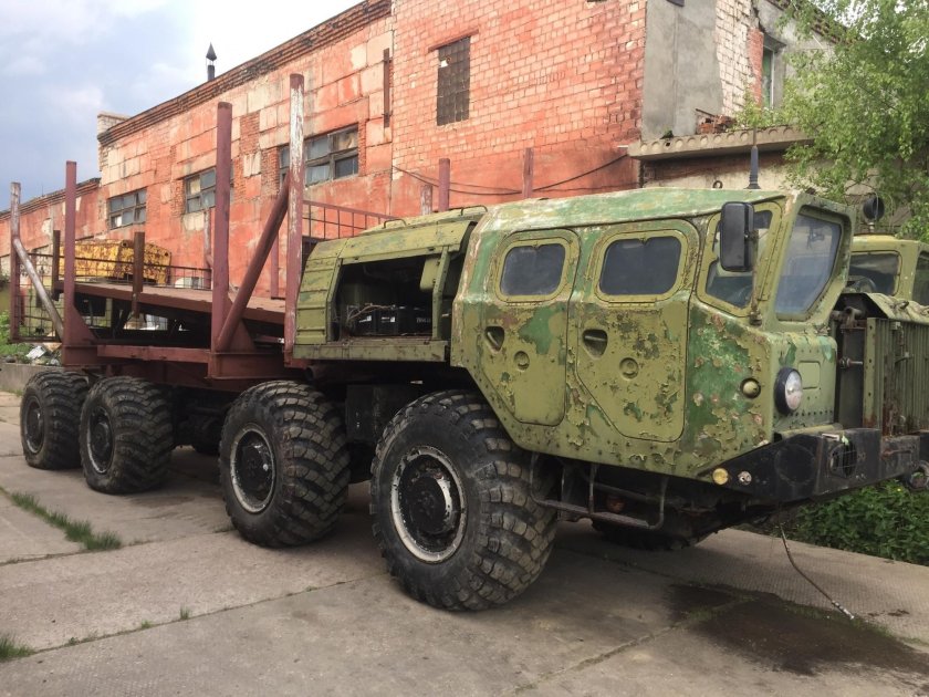 МАЗ 543