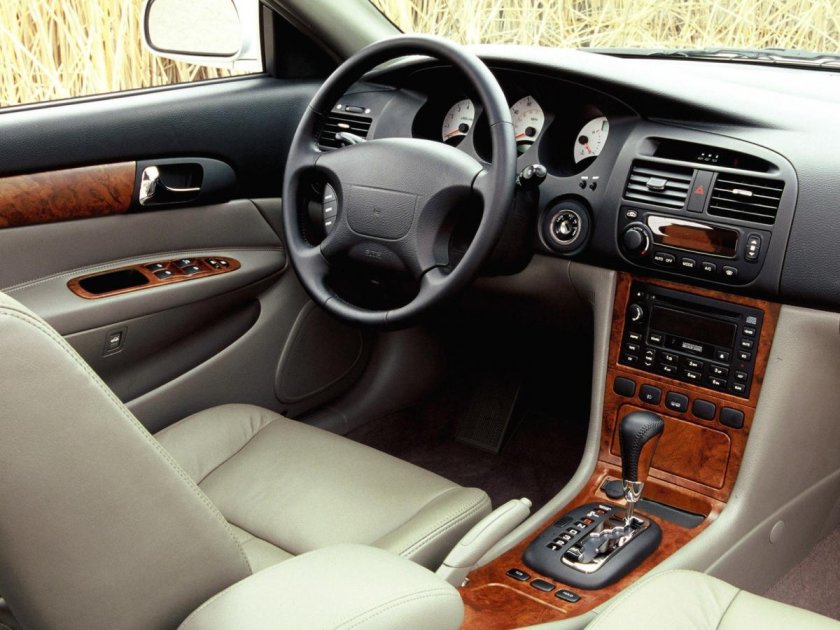 Сузуки Верона 2004