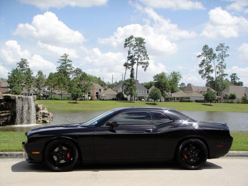 Додж Челленджер 22