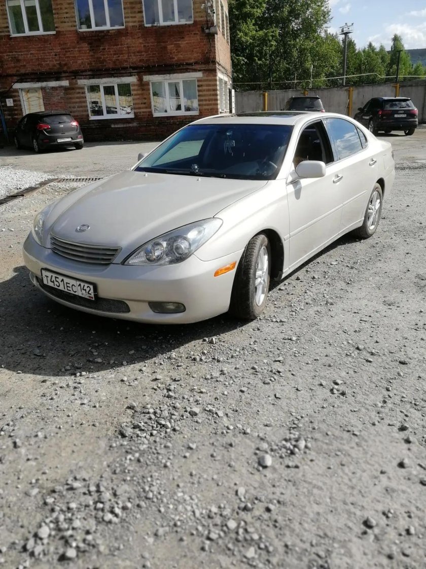 Лексус ЕС 300 2002