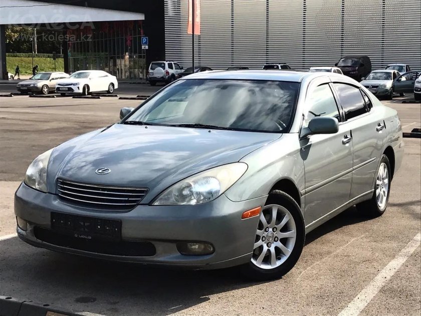 Лексус ЕС 300 2002