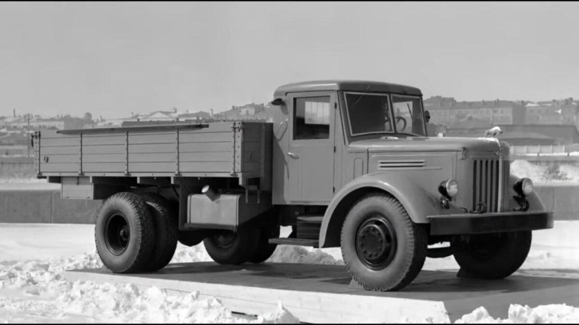 МАЗ 200 самосвал