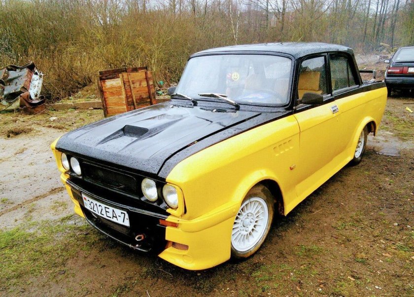 Тюнингованный Москвич 2140