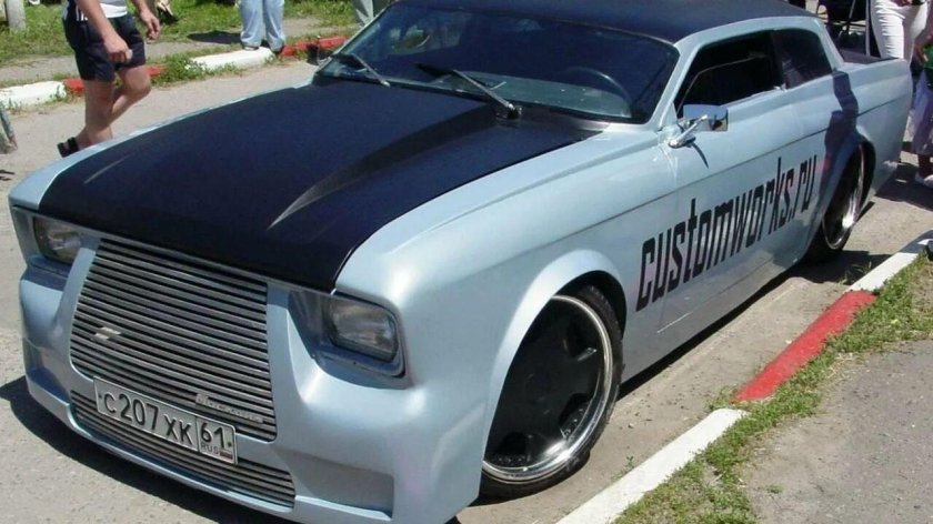 Тюнингованный Москвич 2140