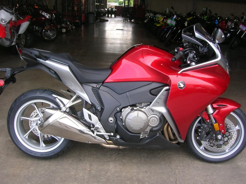 Honda vfr1200f