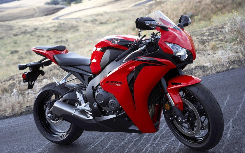Honda cbr1000rr Fireblade красный