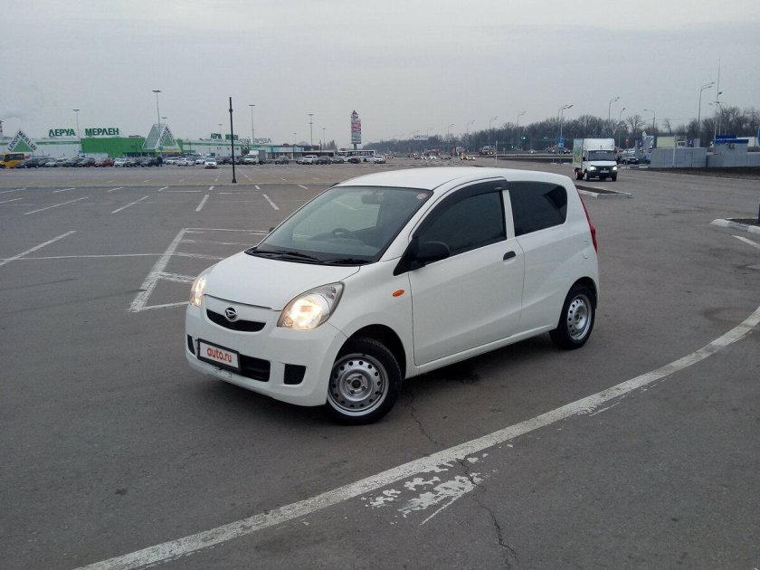 Daihatsu Mira 2014