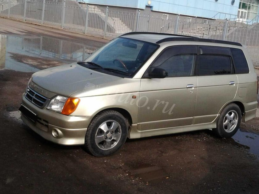 Daihatsu Pyzar 1999