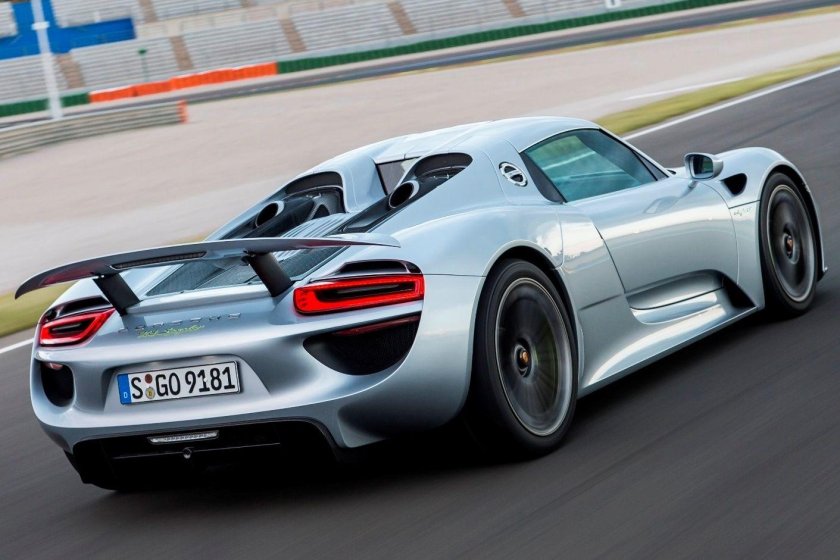 Porsche 918 Спайдер