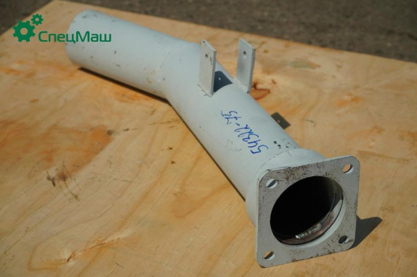 Выхлопная труба МАЗ К глушителю