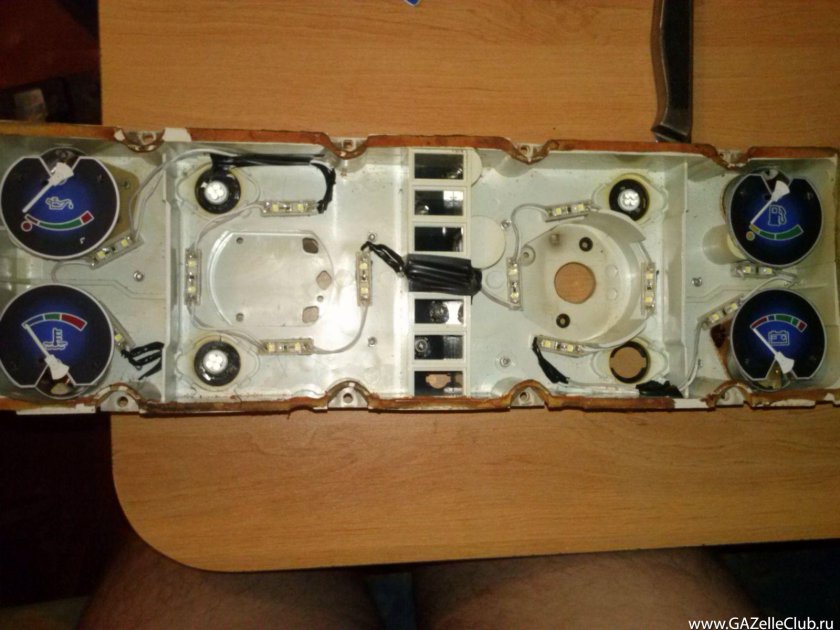 Лампочки щитка приборов Газель 3302