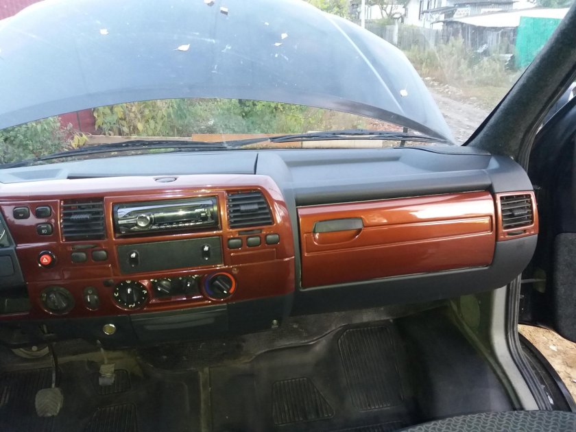 Панель приборов Торпедо на Газель 3302