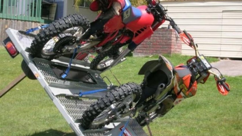 Крепление для кроссового мотоцикла