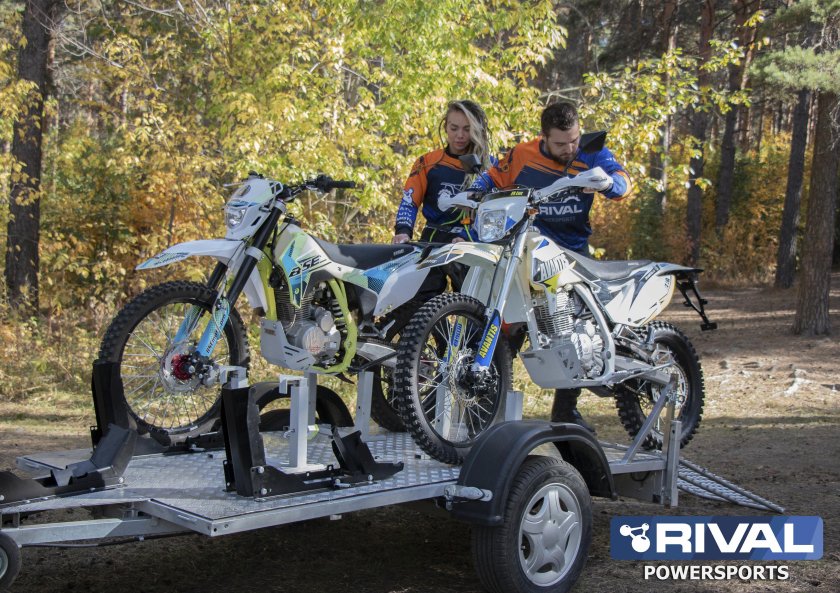 Крепление мотоцикла в прицепе