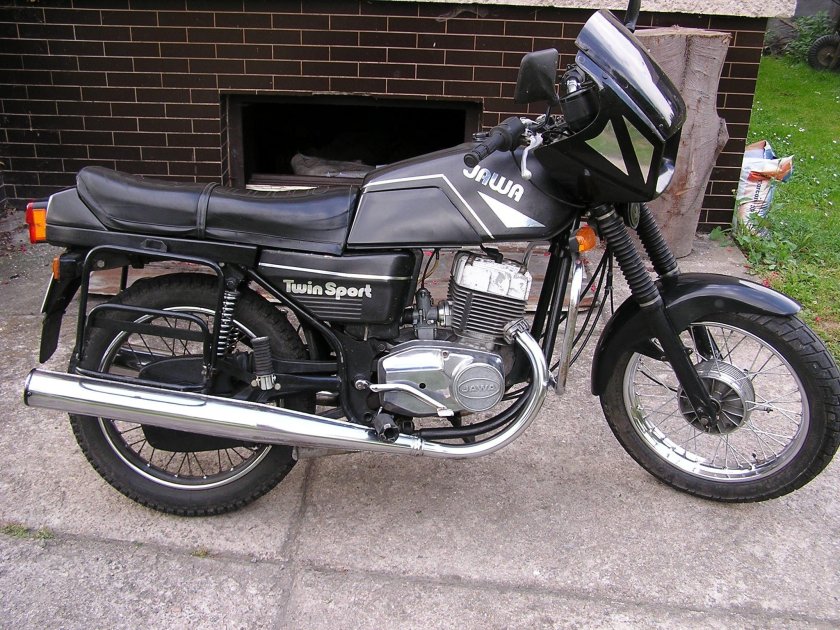 Ява 638 белая