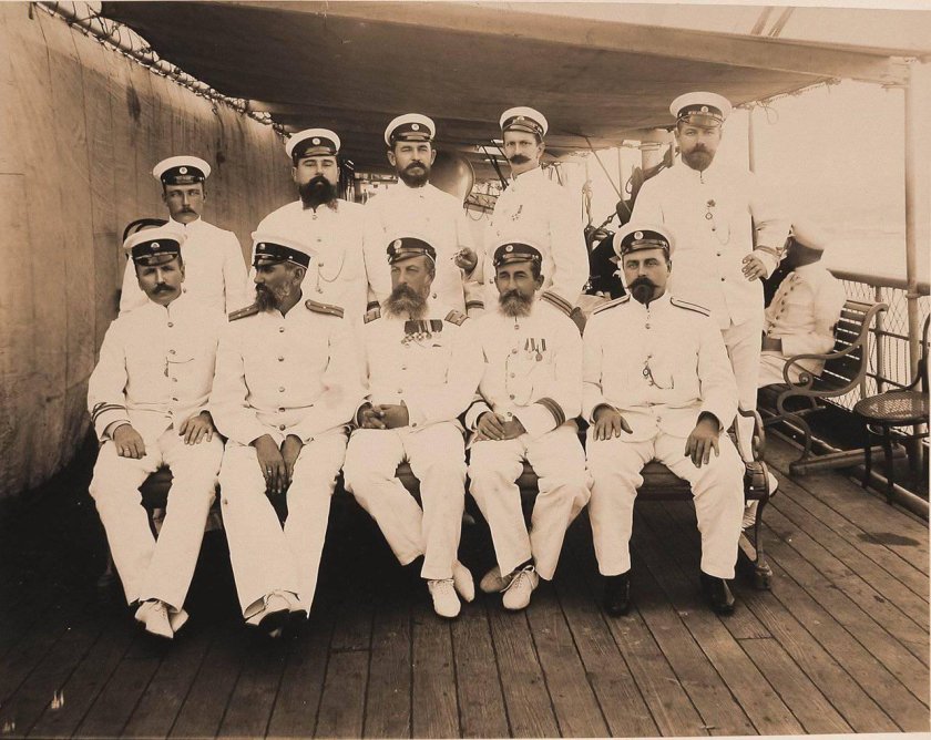 Плавучий госпиталь Орел