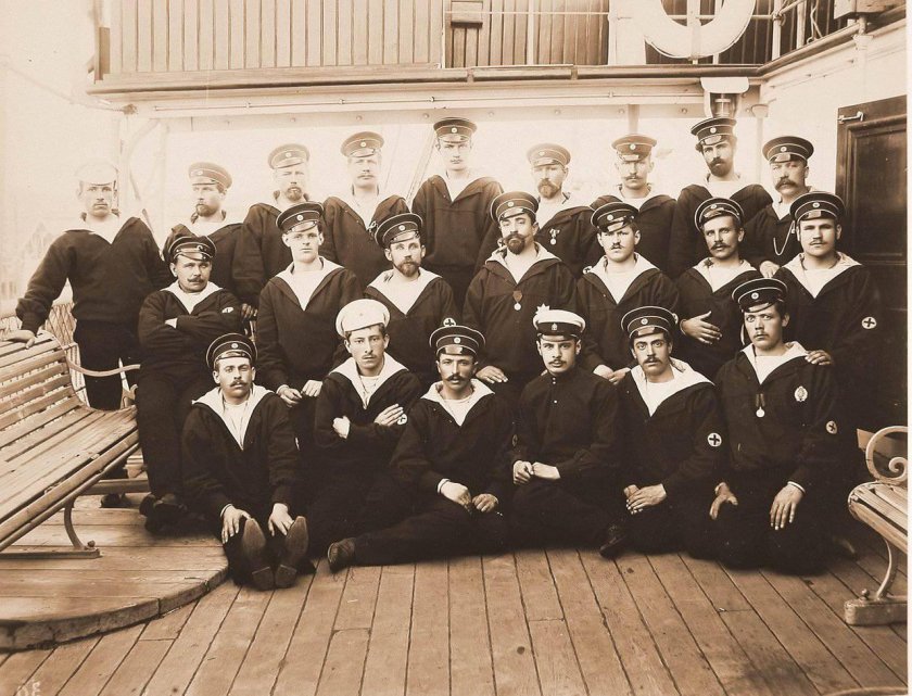 Плавучий госпиталь Орел