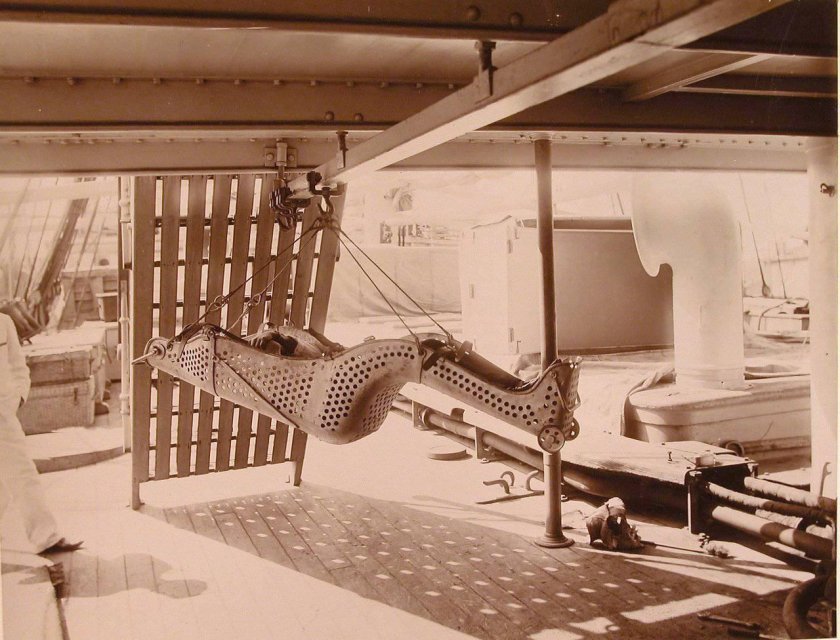 Плавучие дворцы Калигулы