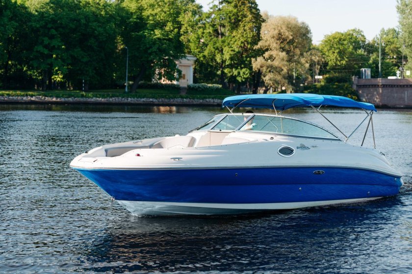 Катер Sea ray 240