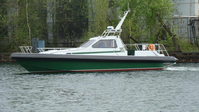 Катер редан 600