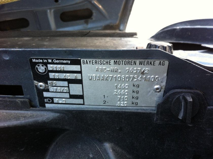 Табличка VIN BMW e39