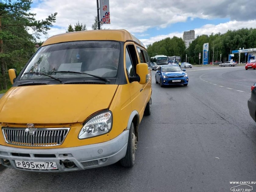 Водитель газели