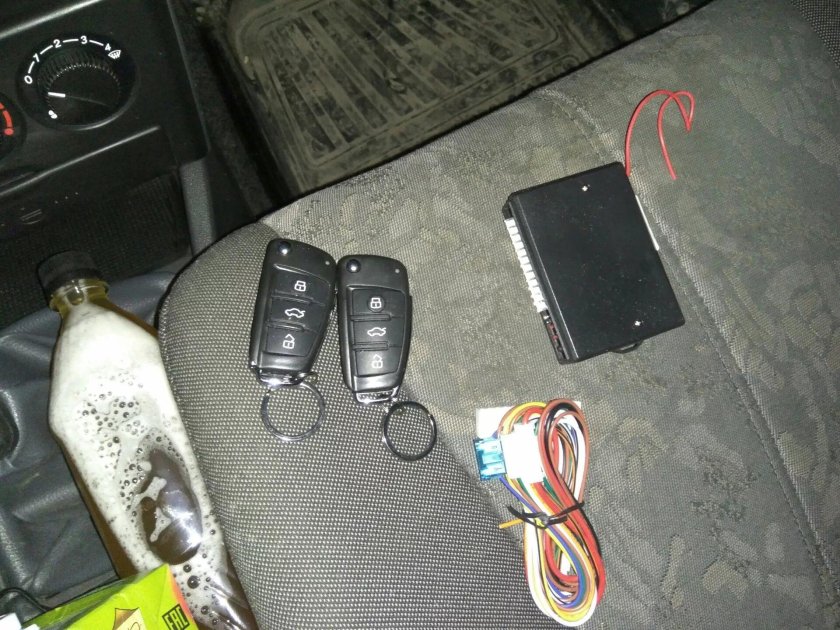 Блок центрального замка Приора 2