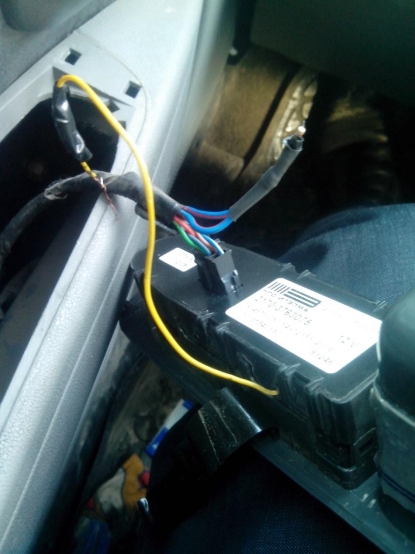 Блок центрального замка Приора 1