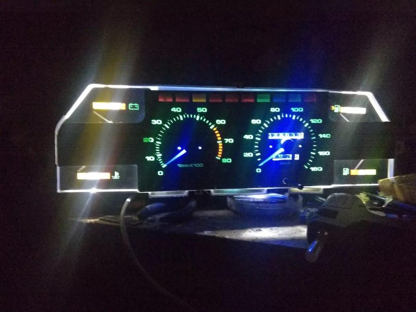 Щиток приборов Москвич 2141