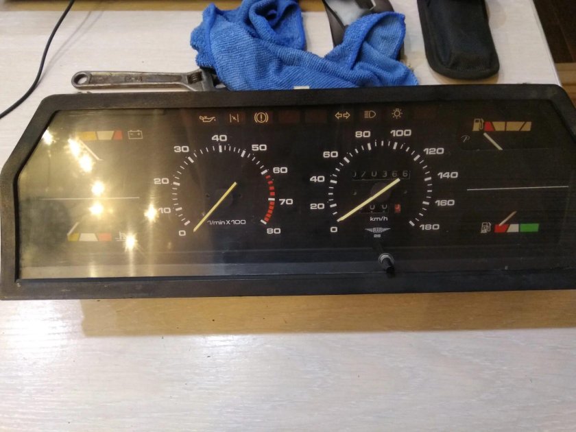 Щиток приборов рар 180 на Москвич 2141