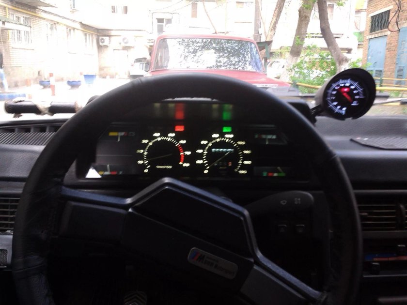 Щиток приборов рар 180 на Москвич 2141