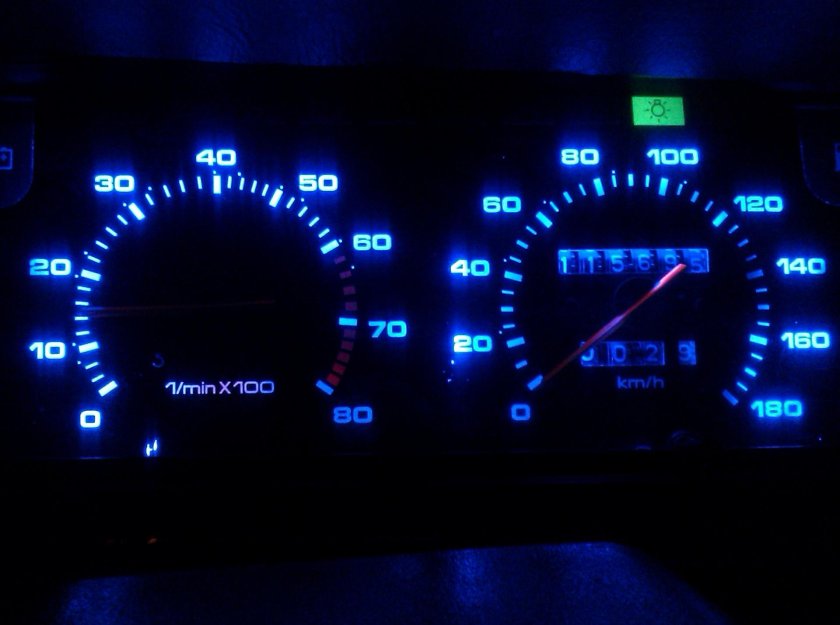 Лампочки в приборную панель Москвич 2141