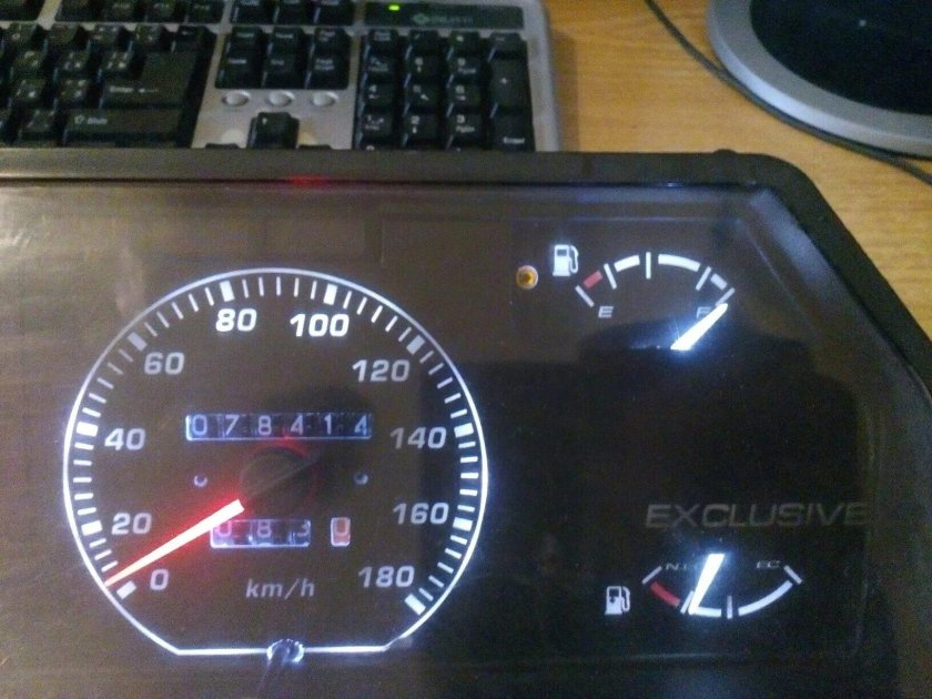 Приборка Москвич 2141