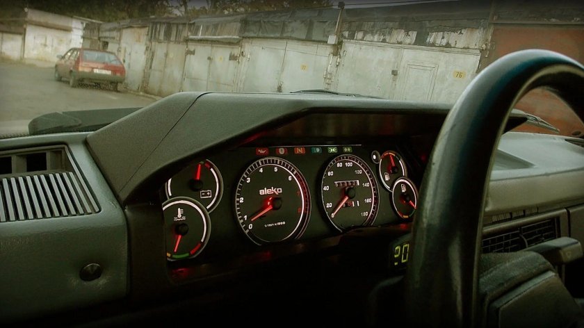 Приборка АЗЛК 2141