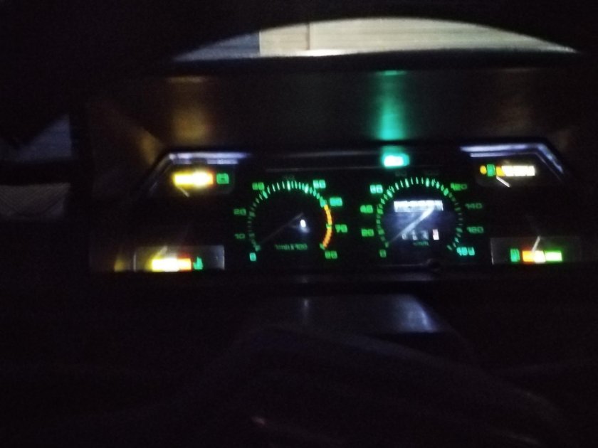 Волговская приборка в Москвич 2141