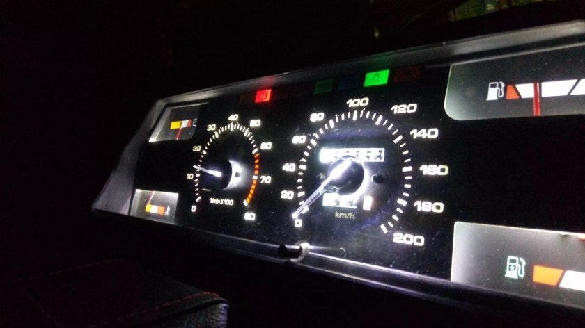 Приборная панель Москвич 2141 Святогор