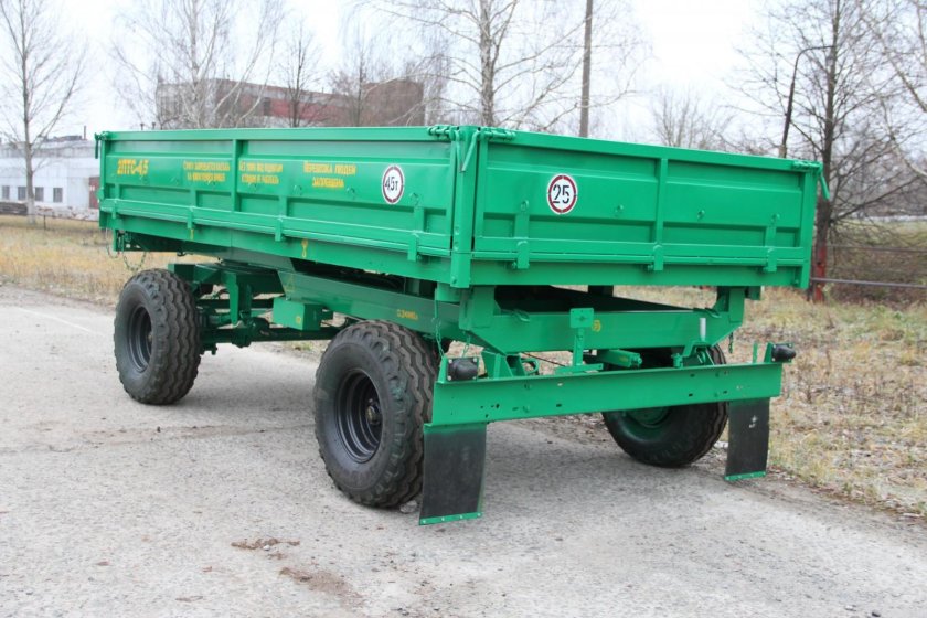 Прицеп тракторный 2 ПТС-4.5