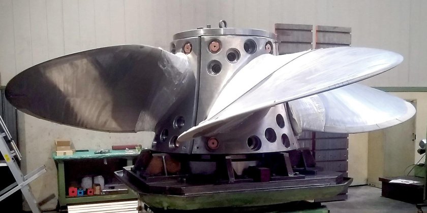 Конар винторулевые колонки